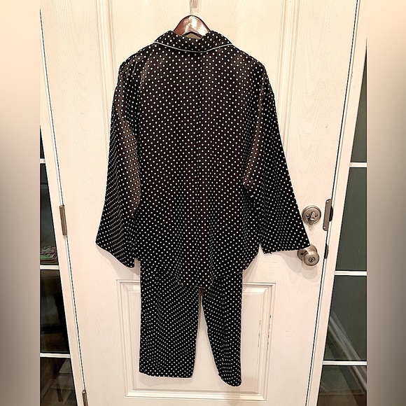 Dominique Simone Black Polka Dot Pajamas, Size M, $25 - Picture 3 of 3